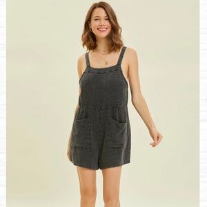 New in NWT Black Washed Gauze Overall Romper Onesie with pockets